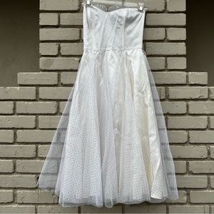Vintage Polkadot Tulle Strapless Dress with Sweetheart Neckline in White & Gold